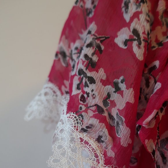 TRY B PINK WHITE FLORAL LACE SILK TOP XS * - Picture 4 of 6
